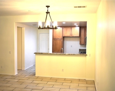 28492 Herrera Street - Photo Thumbnail 5