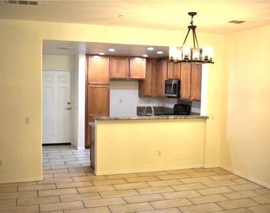 28492 Herrera Street - Photo Thumbnail 4