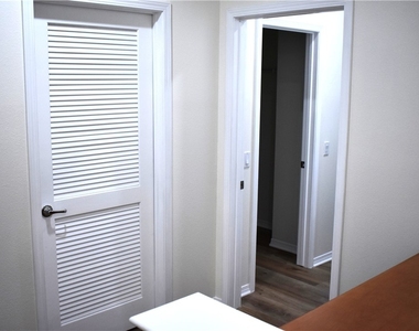 28492 Herrera Street - Photo Thumbnail 11