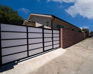 14902 Hubbard - Photo Thumbnail 1