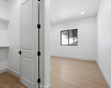 14902 Hubbard - Photo Thumbnail 24