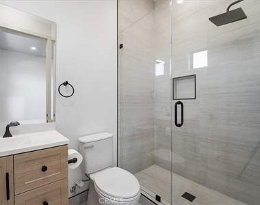 14902 Hubbard - Photo Thumbnail 13