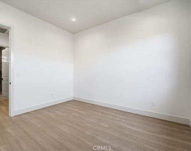 14902 Hubbard - Photo Thumbnail 14