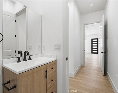 14902 Hubbard - Photo Thumbnail 18
