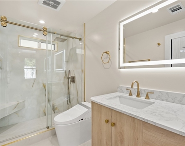 18921 Keswick Street - Photo Thumbnail 18