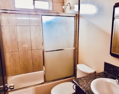 1343 E Adams - Photo Thumbnail 4