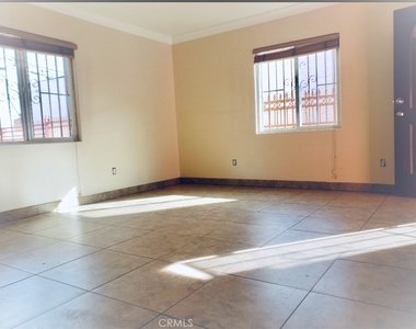 1343 E Adams - Photo Thumbnail 13