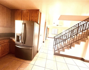 5425 Buchanan - Photo Thumbnail 17