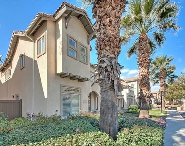 6264 Manzanita Way - Photo Thumbnail 1