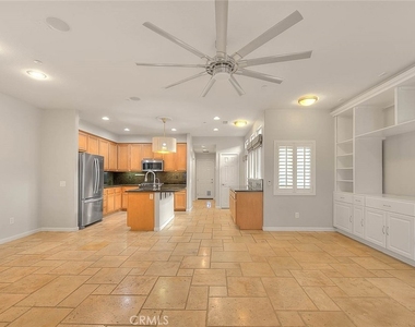 6264 Manzanita Way - Photo Thumbnail 10