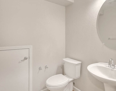 6264 Manzanita Way - Photo Thumbnail 30