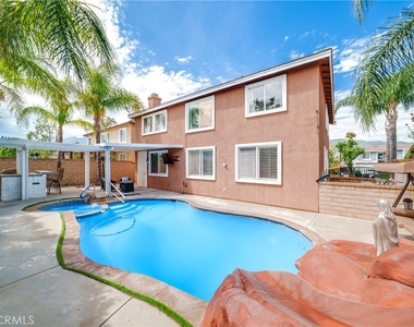 12241 Queensbury - Photo Thumbnail 26