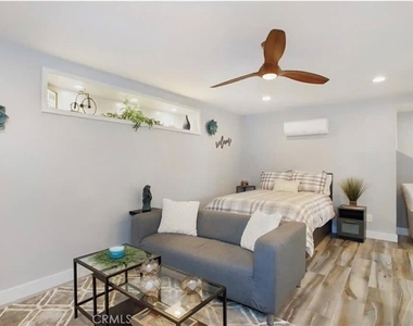 2559 Rimcrest Rd. - Photo Thumbnail 5