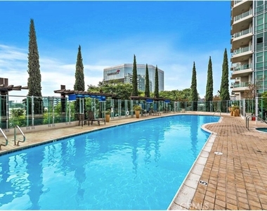 3141 Michelson Drive - Photo Thumbnail 20
