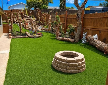 8327 Winter Gardens - Photo Thumbnail 7