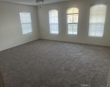 5530 Papagallo - Photo Thumbnail 2