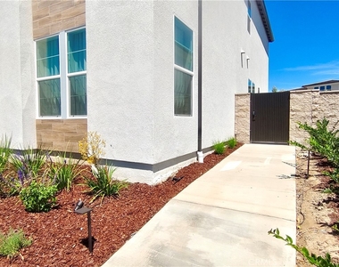 130 Ashpark - Photo Thumbnail 2