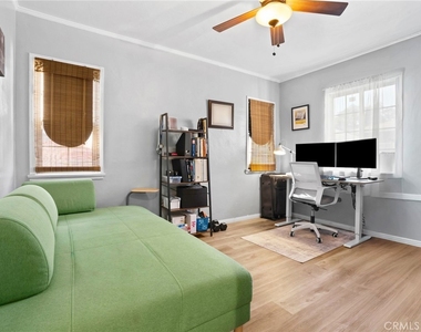331 E 65th - Photo Thumbnail 17