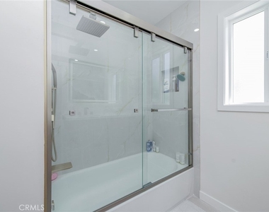 4534 Lennox - Photo Thumbnail 10