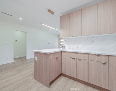 4534 Lennox - Photo Thumbnail 6