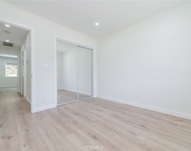 4534 Lennox - Photo Thumbnail 8
