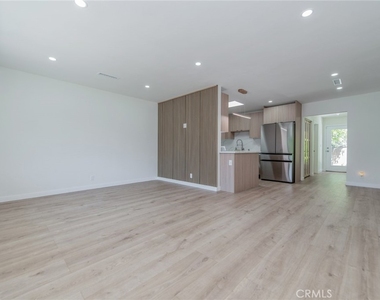 4534 Lennox - Photo Thumbnail 1