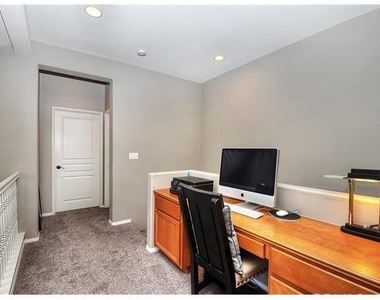55 Ellsworth Street - Photo Thumbnail 17