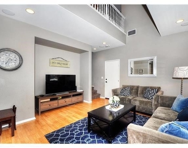 55 Ellsworth Street - Photo Thumbnail 6