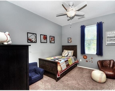 55 Ellsworth Street - Photo Thumbnail 23