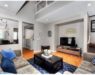 55 Ellsworth Street - Photo Thumbnail 5