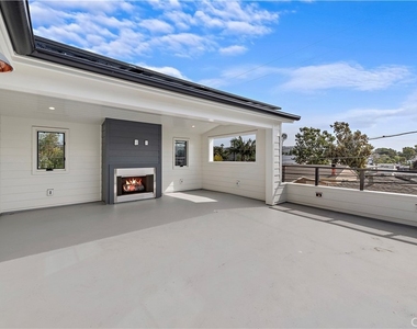 434 1/2 Goldenrod Avenue - Photo Thumbnail 14