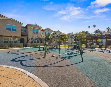 1137 Delpy View Point - Photo Thumbnail 19