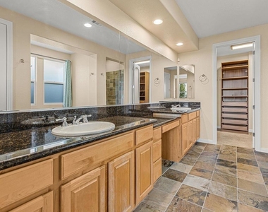 851 Antilla Way - Photo Thumbnail 16
