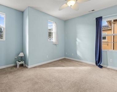 851 Antilla Way - Photo Thumbnail 22