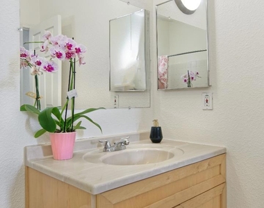 516 Martha Street - Photo Thumbnail 9