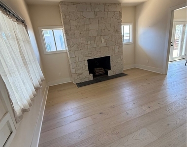 2255 W 29th St - Photo Thumbnail 6