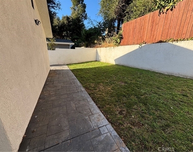 1668 Glen Avenue - Photo Thumbnail 3