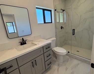 1664 Glen Avenue - Photo Thumbnail 10