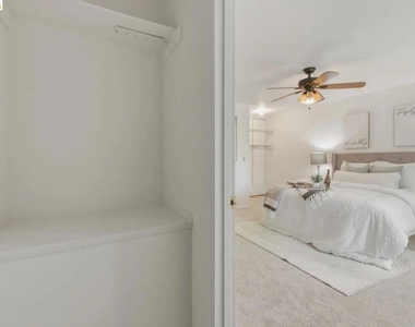 1245 Pine Creek Way - Photo Thumbnail 19