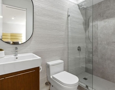 1849 Coldwater Canyon Drive - Photo Thumbnail 21