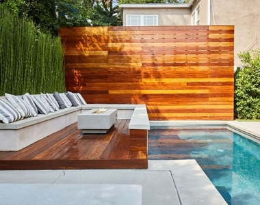 1849 Coldwater Canyon Drive - Photo Thumbnail 33