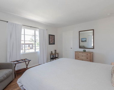 10959 Strathmore Drive - Photo Thumbnail 25