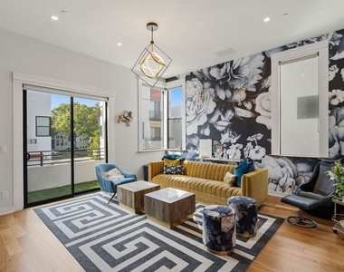 12911 Bluff Creek Drive - Photo Thumbnail 3