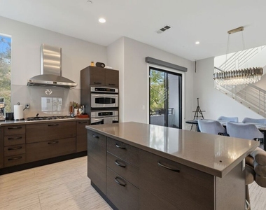 12911 Bluff Creek Drive - Photo Thumbnail 14