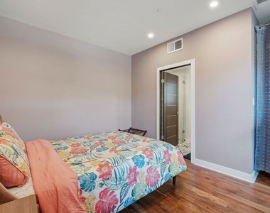 12911 Bluff Creek Drive - Photo Thumbnail 21