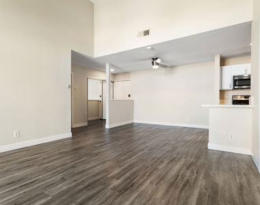 1626 Malcolm Avenue - Photo Thumbnail 7