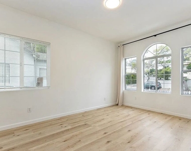 5934 Fayette Street - Photo Thumbnail 14