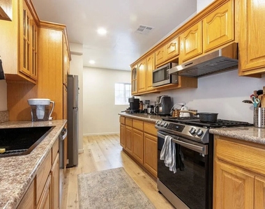 5934 Fayette Street - Photo Thumbnail 11