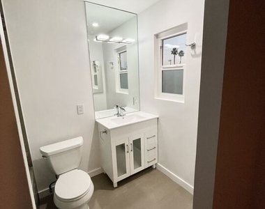 10817 Whipple Street - Photo Thumbnail 12