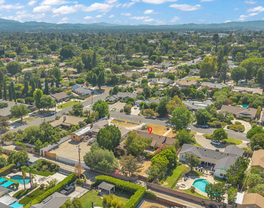 9322 Lasaine Avenue - Photo Thumbnail 48